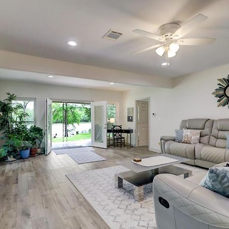 Kingwood Cottage - 10 Mins From Iah - Lake Front Humble Exterior foto