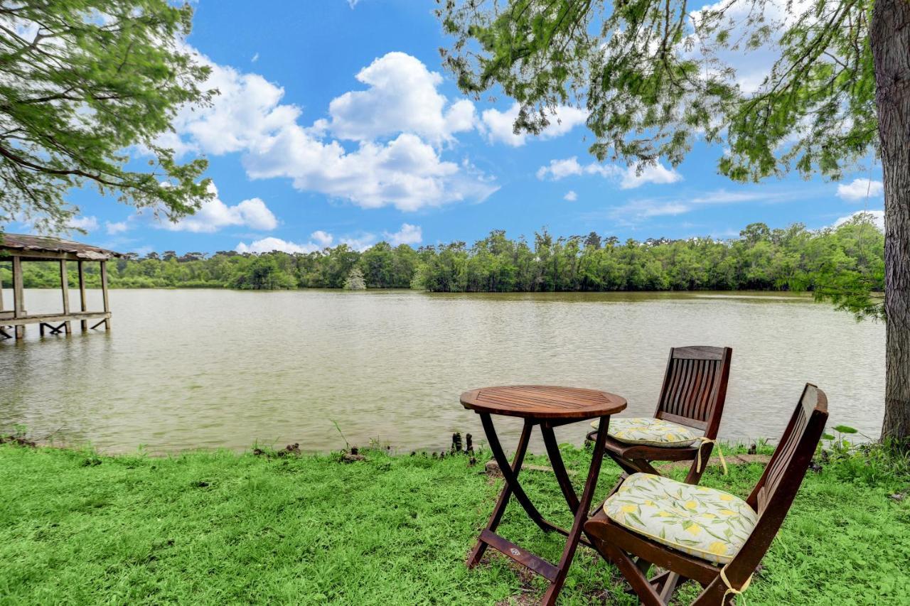 Kingwood Cottage - 10 Mins From Iah - Lake Front Humble Exterior foto